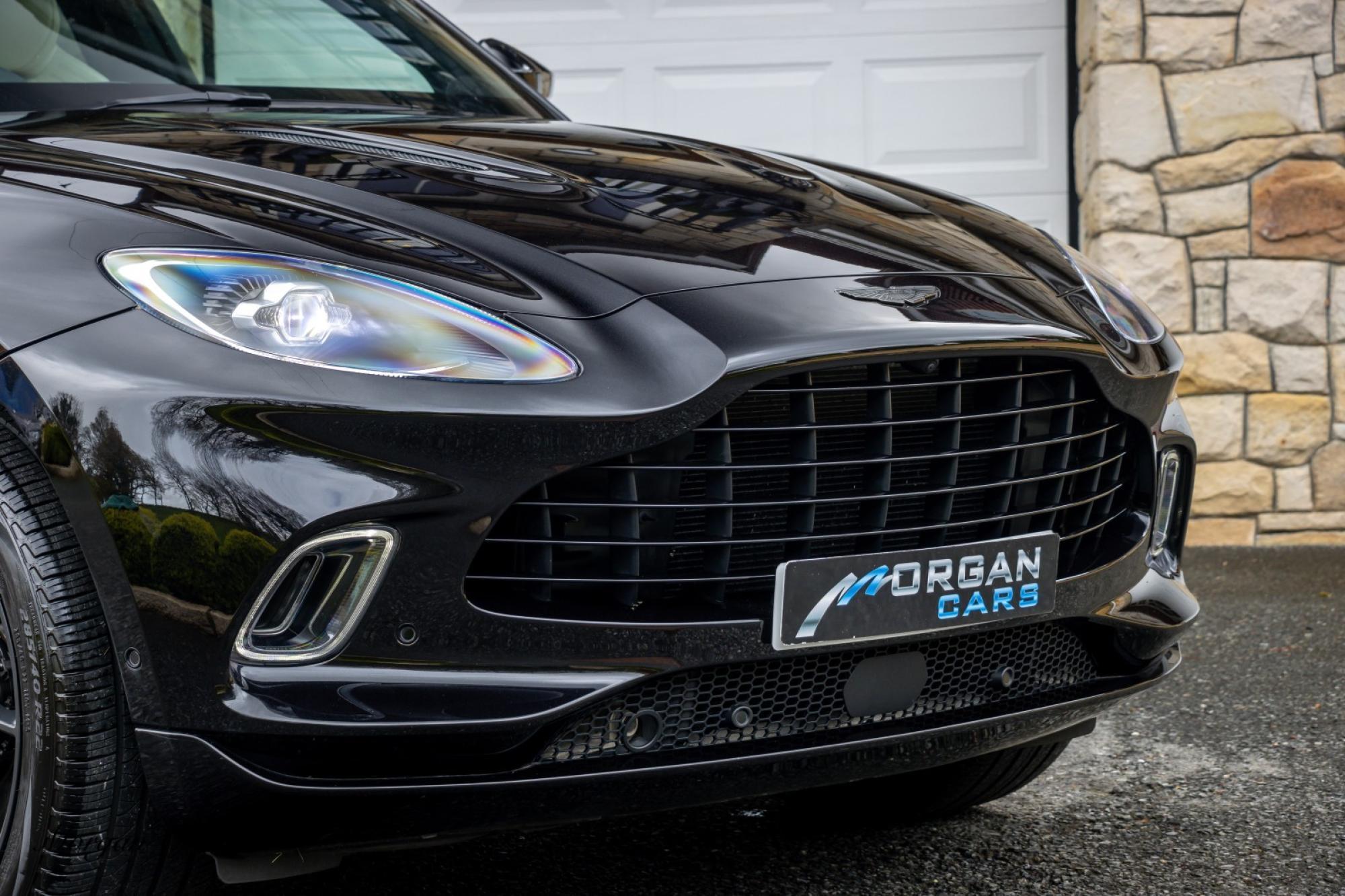 2021 Aston Martin DBX